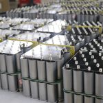 आम्ही कामावर परतलो